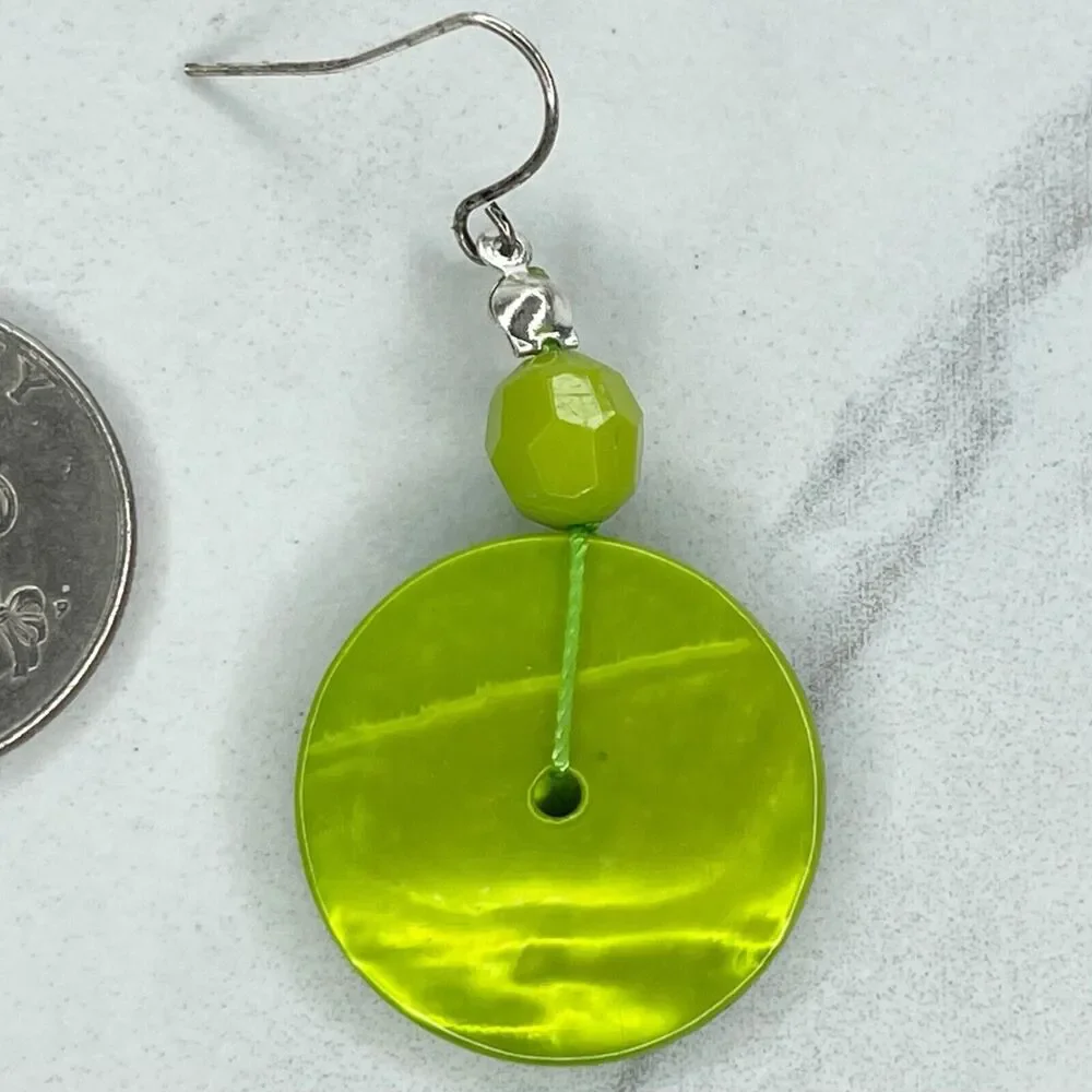 Silver Tone Green Shell Seashell Beaded Dangle Earrings Pierced Pair